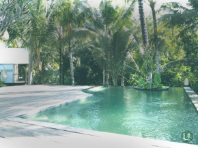  Ubud Tropical  Убуд